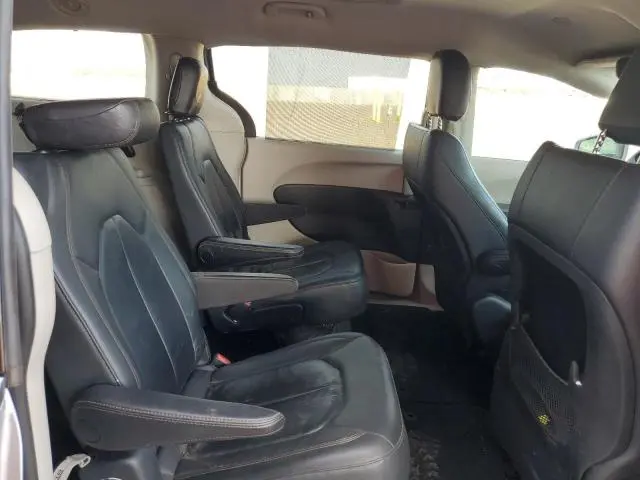 2017 CHRYSLER PACIFICA TOURING L  