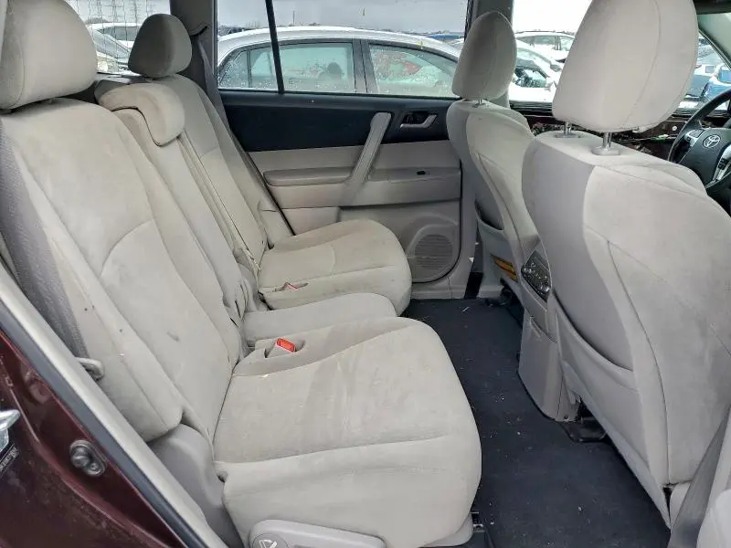 2012 TOYOTA HIGHLANDER BASE  