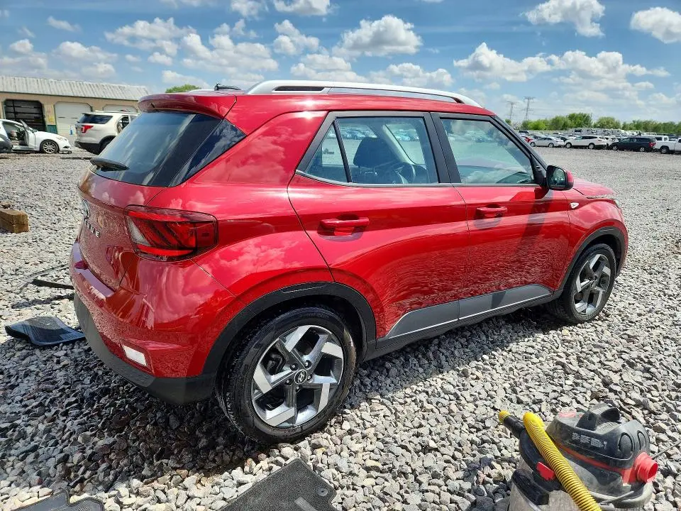 2023 HYUNDAI VENUE SEL  