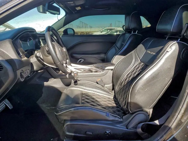 2021 DODGE CHALLENGER SXT  