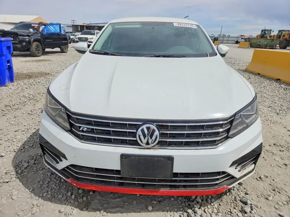 2016 VOLKSWAGEN PASSAT S  