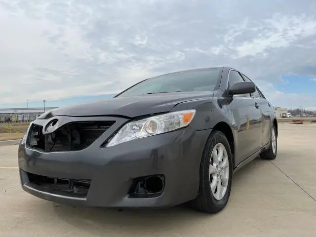 2011 TOYOTA CAMRY BASE  