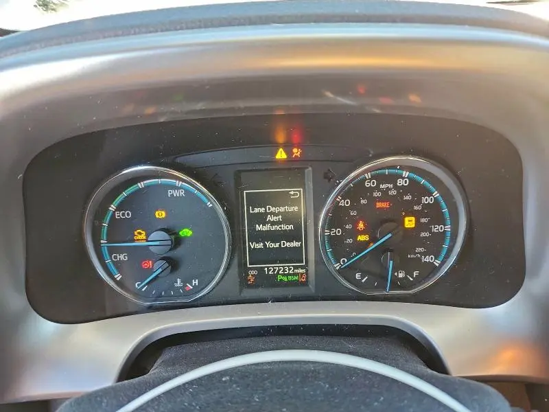 2017 TOYOTA RAV4 HV LIMITED  