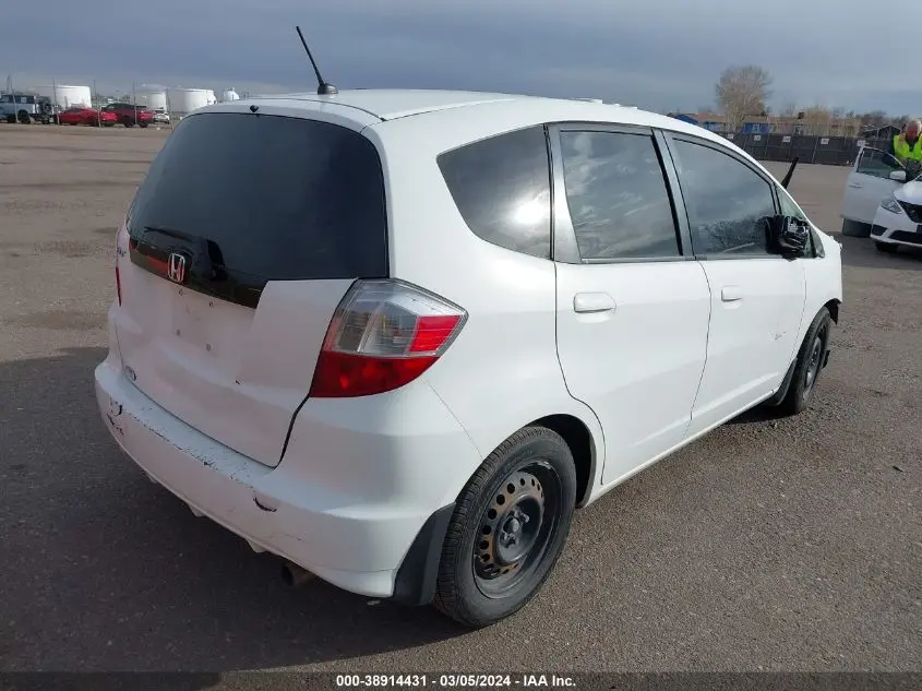 2013 HONDA FIT  