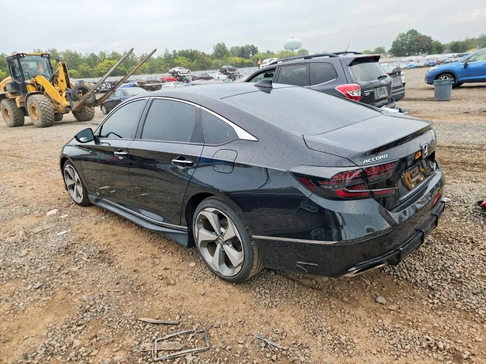 2019 HONDA ACCORD TOURING  