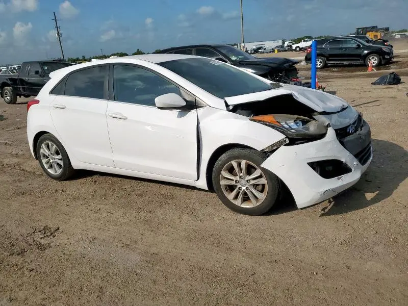 2013 HYUNDAI ELANTRA GT   