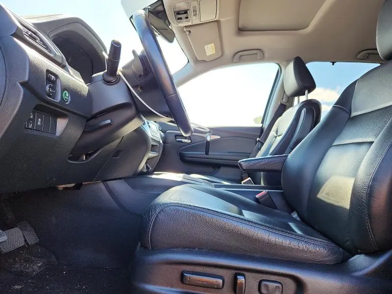 2022 HONDA PILOT SE  