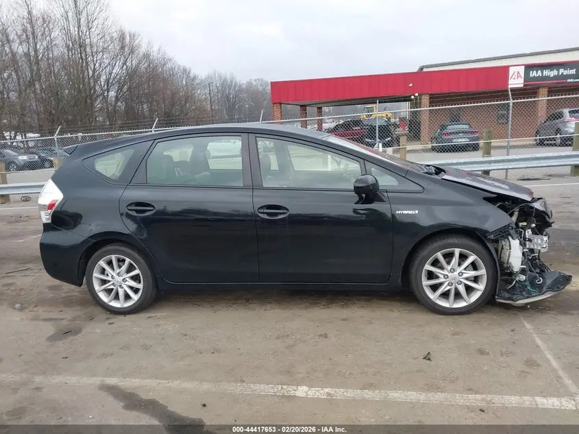 2012 TOYOTA PRIUS V  