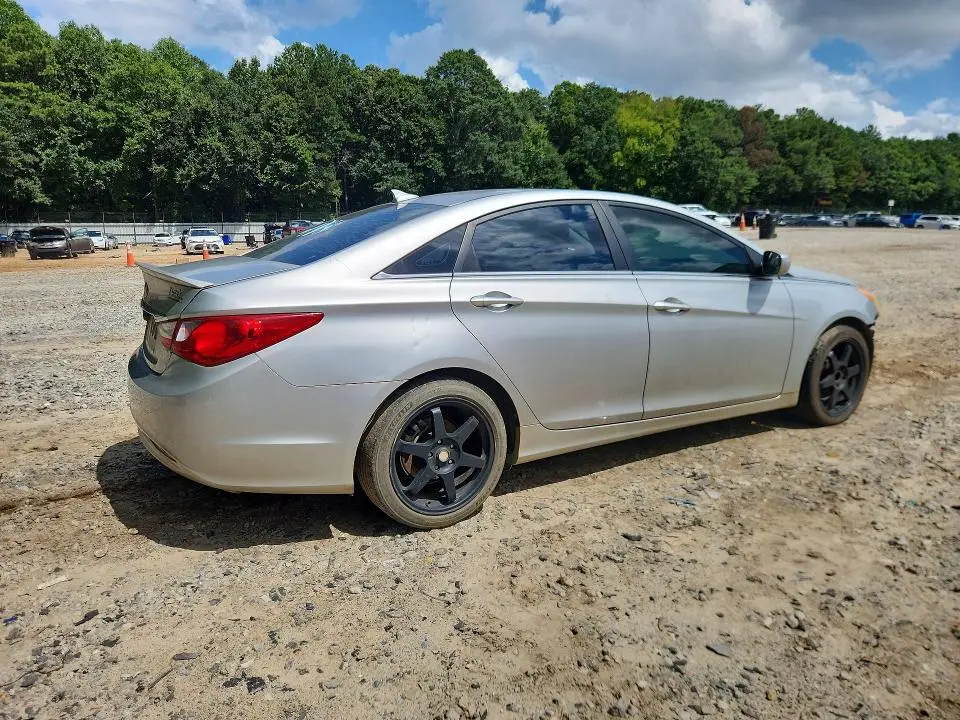 2012 HYUNDAI SONATA GLS  