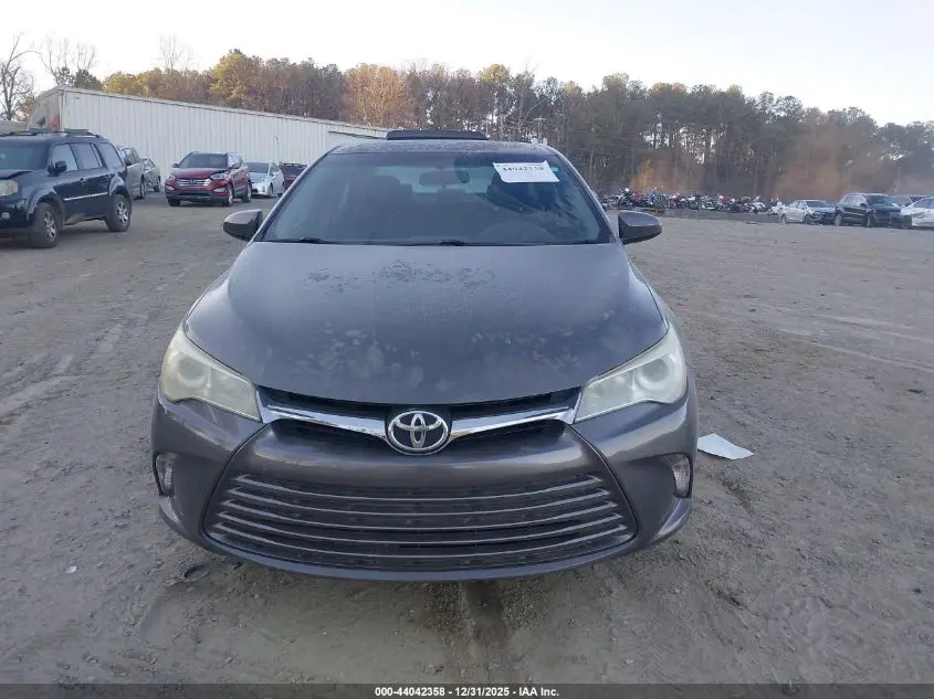 2015 TOYOTA CAMRY LE