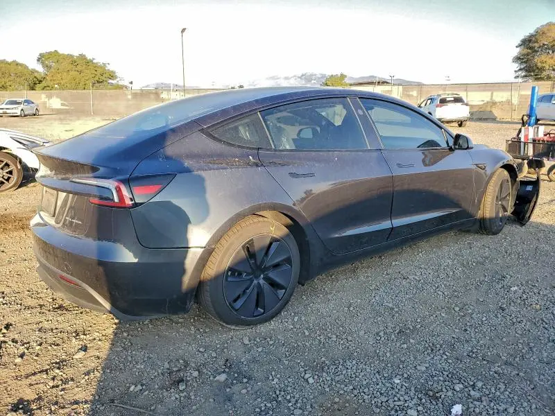 2024 TESLA MODEL 3   