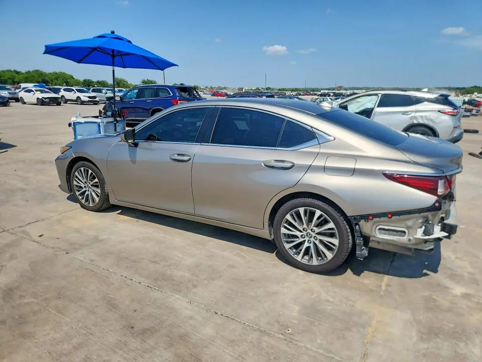 2019 LEXUS ES 350  