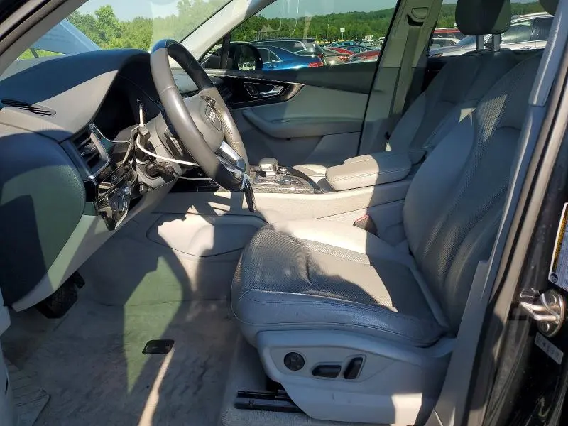 2017 AUDI Q7 PRESTIGE  