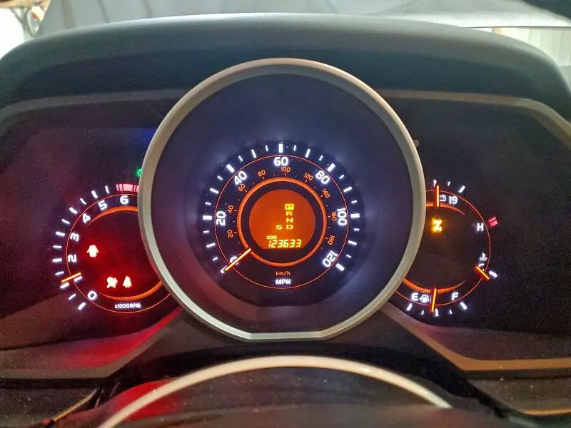 2011 TOYOTA 4RUNNER SR5  