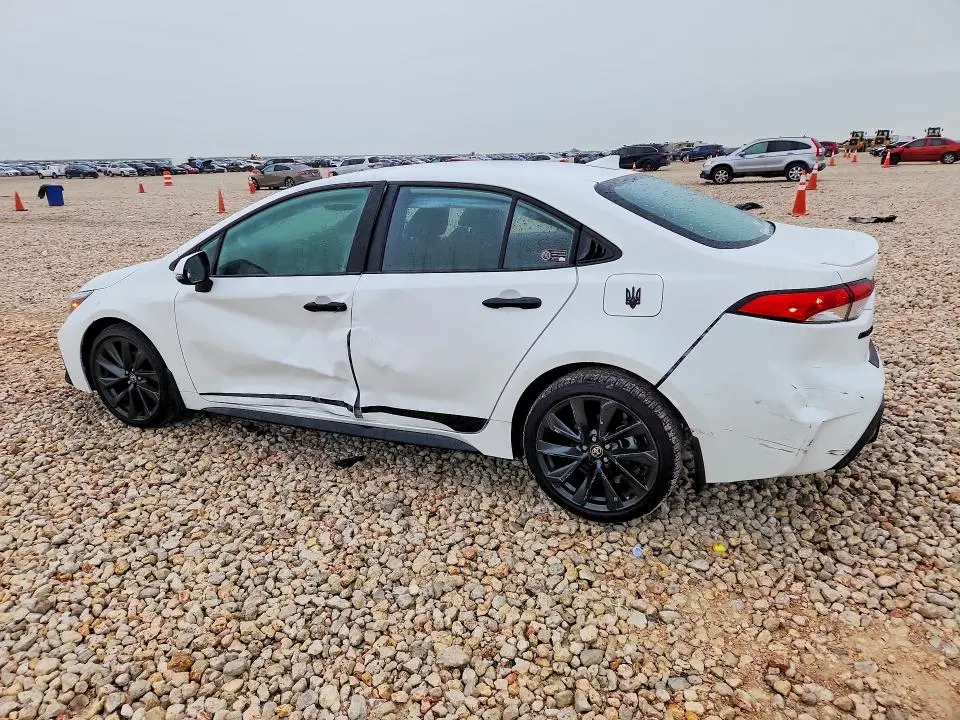 2024 TOYOTA COROLLA SE  