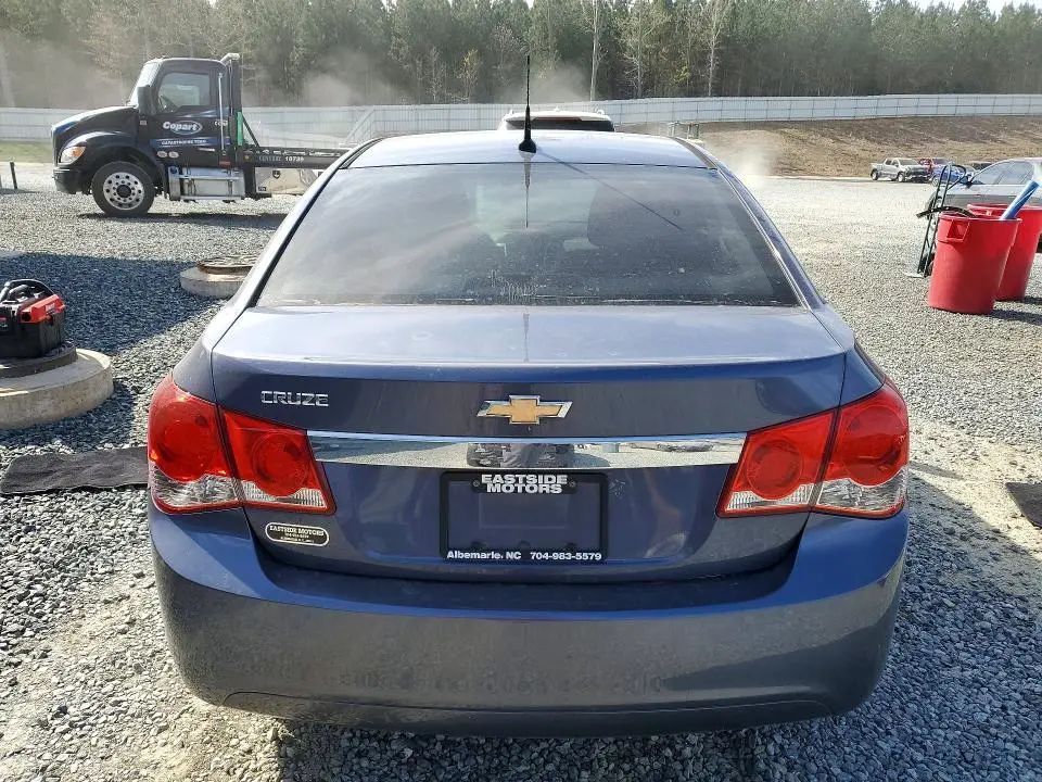 2014 CHEVROLET CRUZE LS  