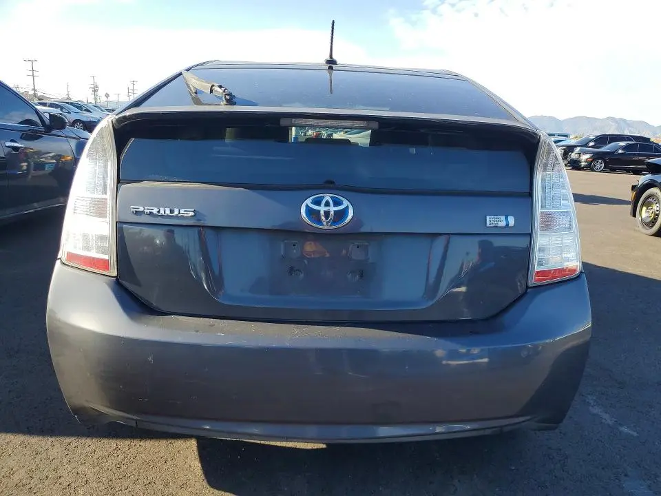 2011 TOYOTA PRIUS TWO  
