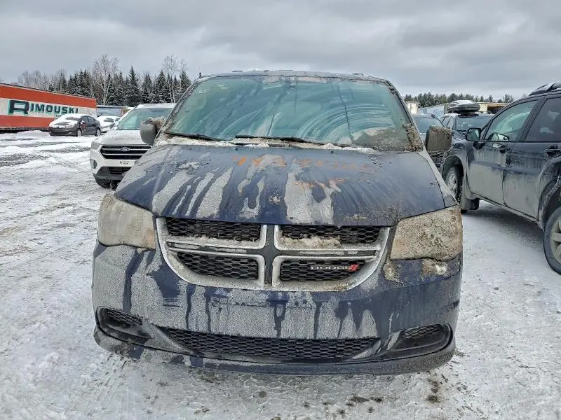 2016 DODGE GRAND CARAVAN SE  