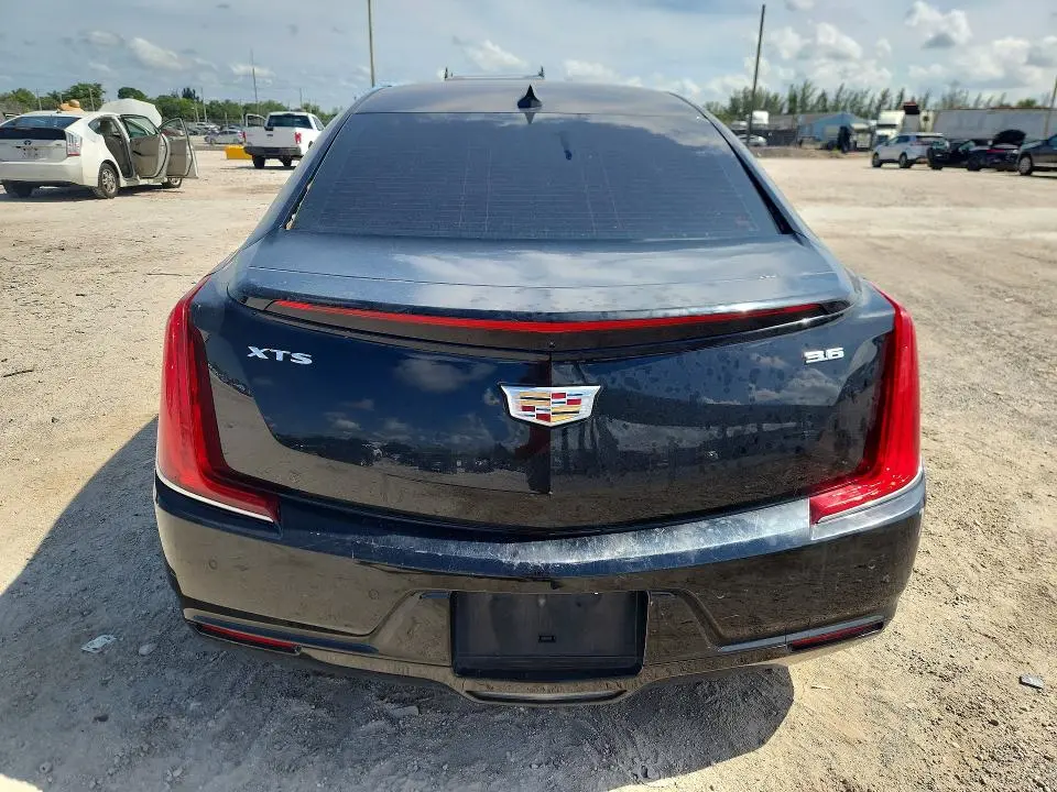 2019 CADILLAC XTS   