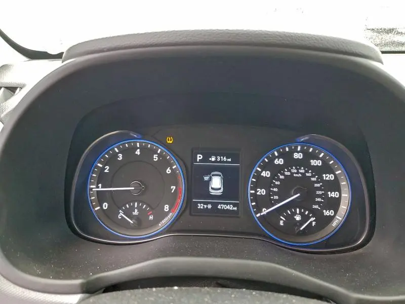 2018 HYUNDAI KONA SE  