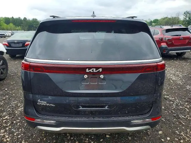 2024 KIA CARNIVAL SX  