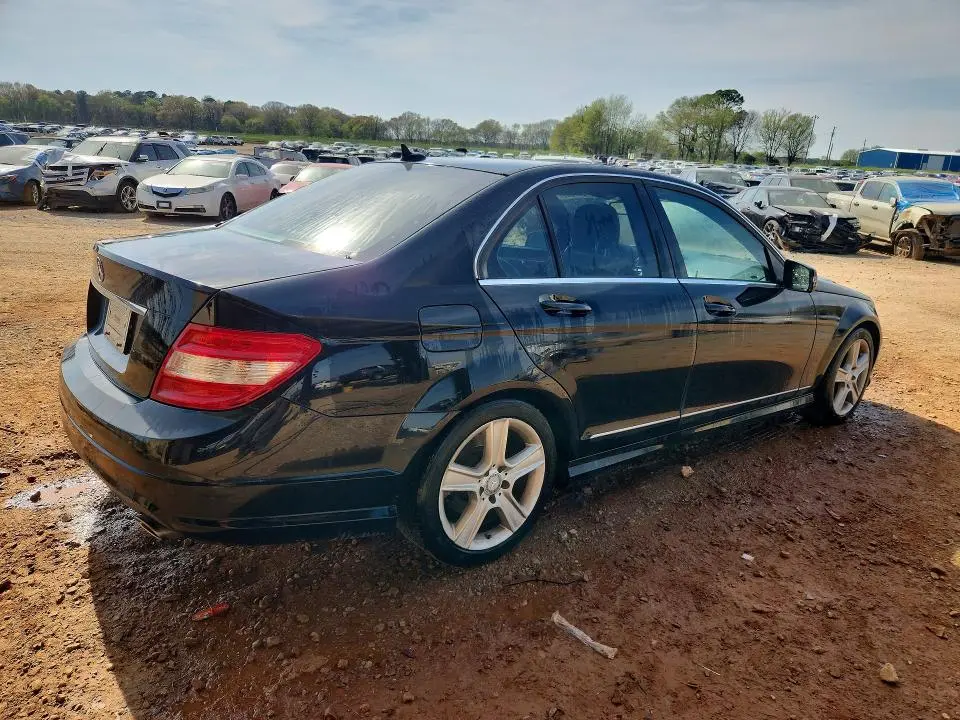 2011 MERCEDES-BENZ C 300  