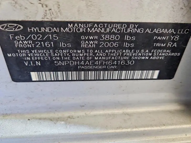 2015 HYUNDAI ELANTRA SE  
