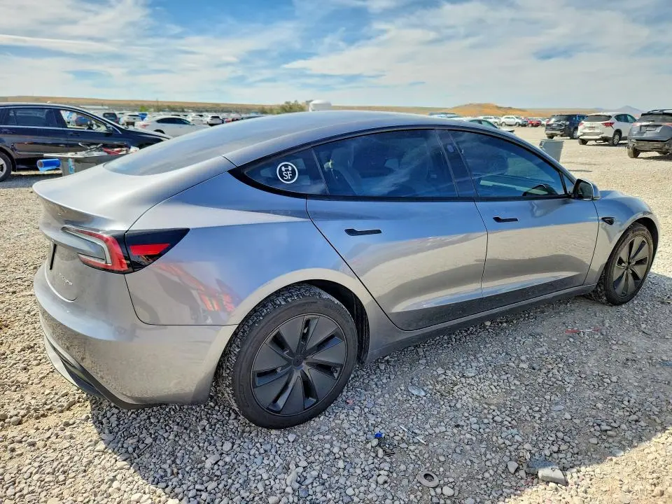 2025 TESLA MODEL 3   