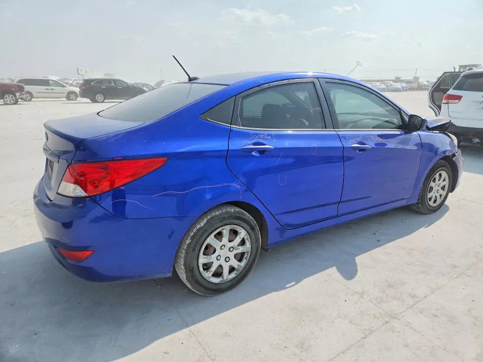 2014 HYUNDAI ACCENT GLS  