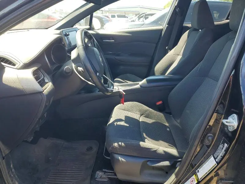 2018 TOYOTA C-HR XLE  