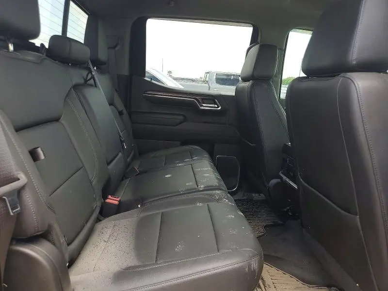 2024 CHEVROLET SILVERADO C1500 LTZ  