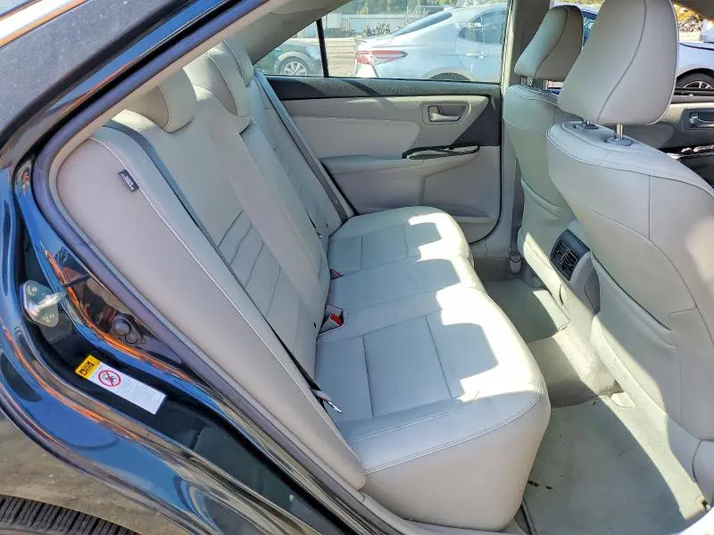 2016 TOYOTA CAMRY XLE V6  