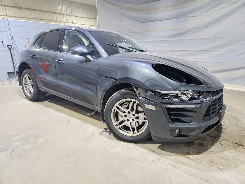 2017 PORSCHE MACAN S  