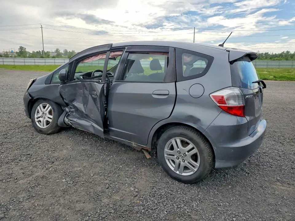 2013 HONDA FIT LX  