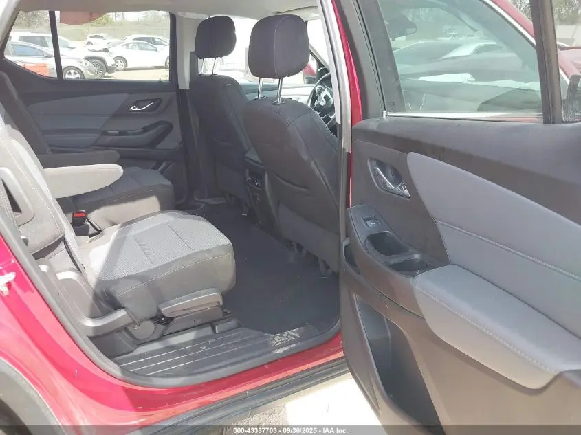 2021 CHEVROLET TRAVERSE AWD LT CLOTH