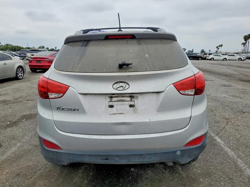 2014 HYUNDAI TUCSON SE  