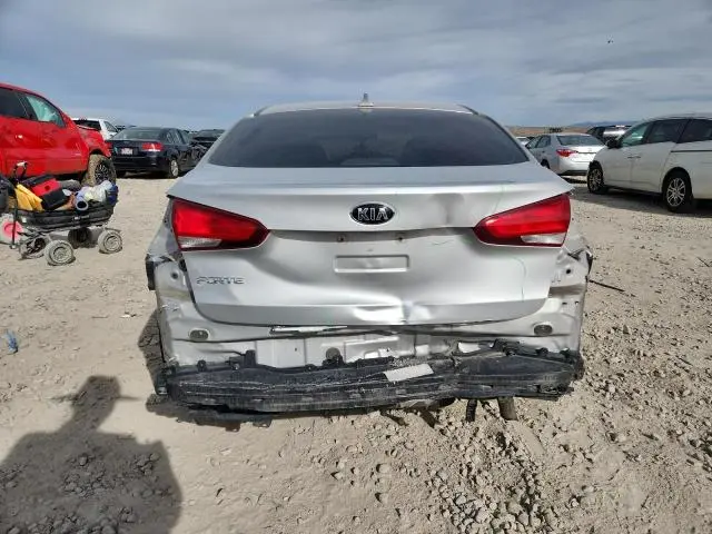 2018 KIA FORTE LX  