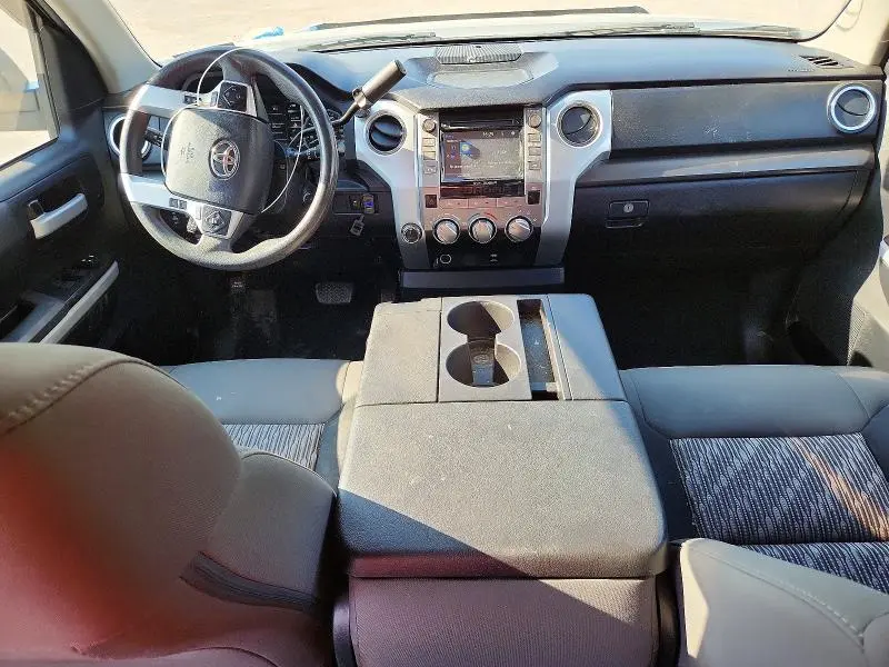 2019 TOYOTA TUNDRA SR5  