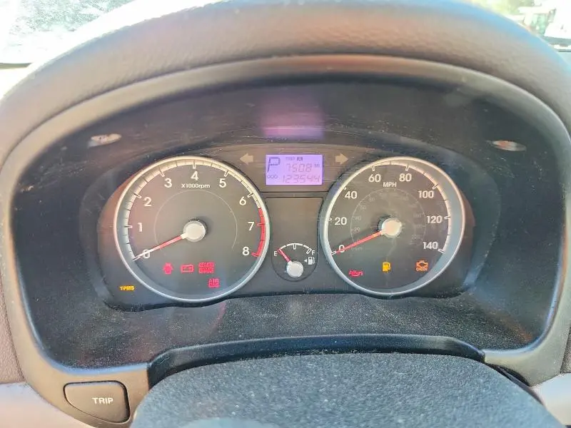 2011 HYUNDAI ACCENT GLS  