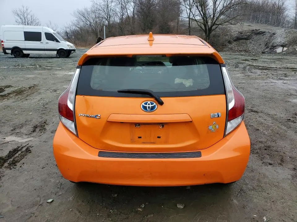 2016 TOYOTA PRIUS C FOUR  