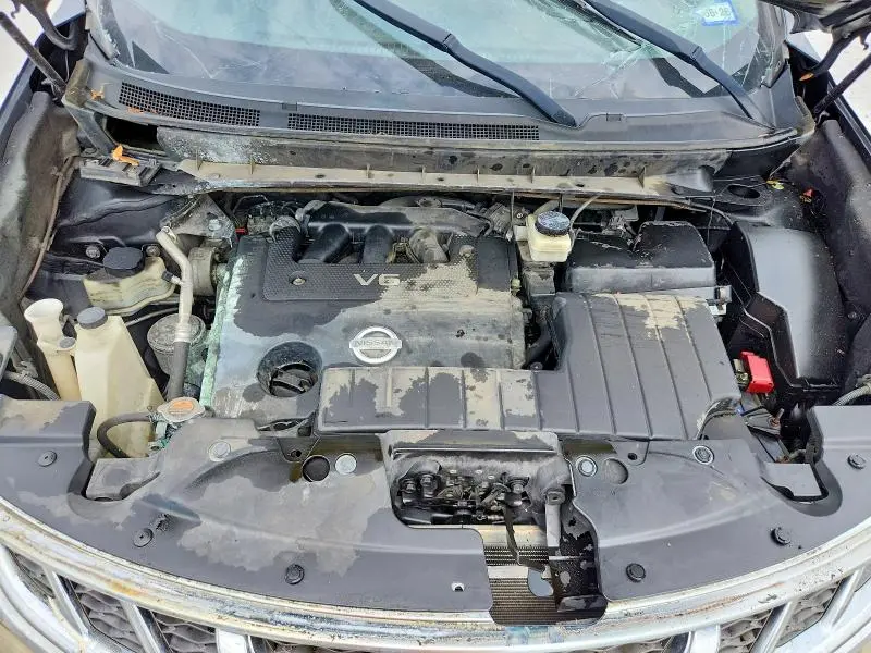 2011 NISSAN MURANO S  