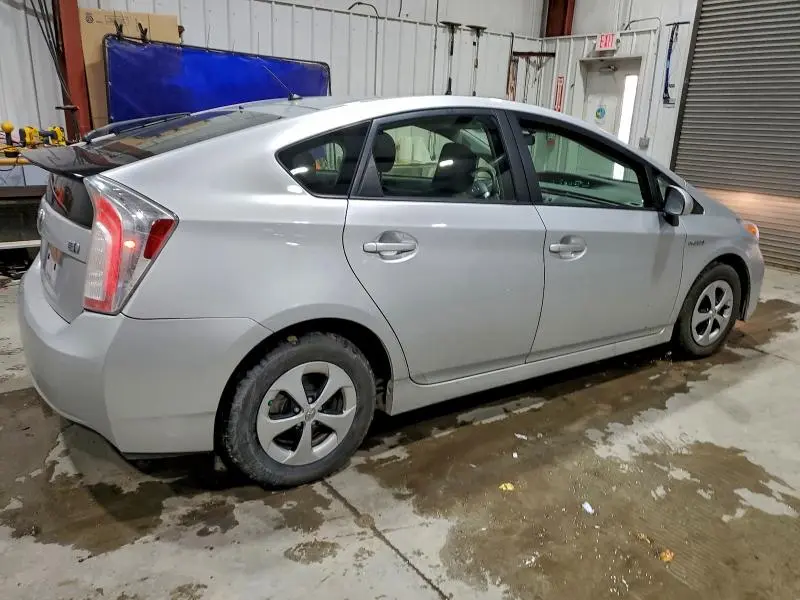 2014 TOYOTA PRIUS   