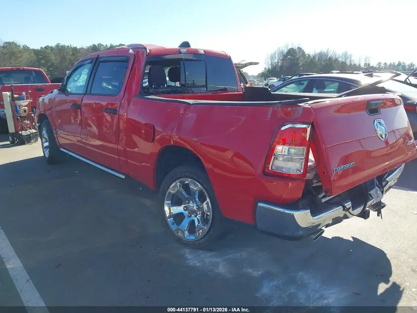 2024 RAM 1500 BIG HORN  4X4 6'4 BOX