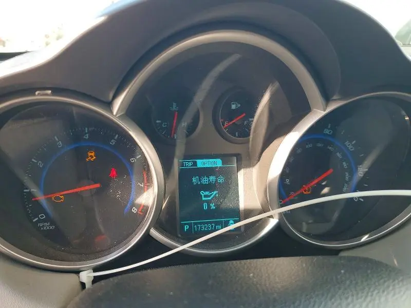 2015 CHEVROLET CRUZE LS  