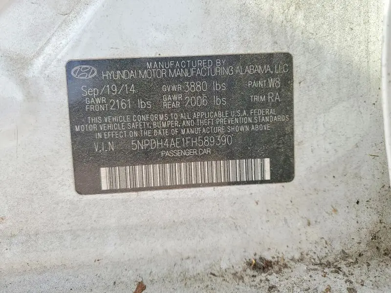 2015 HYUNDAI ELANTRA SE  
