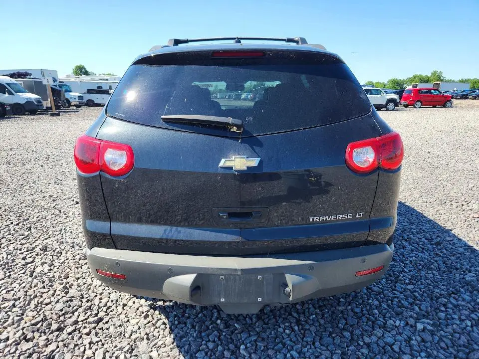 2012 CHEVROLET TRAVERSE LT  