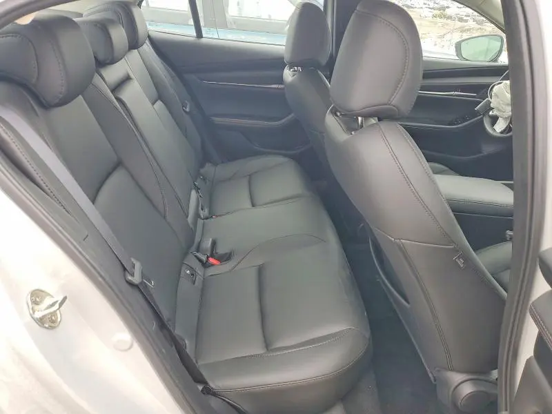 2024 MAZDA 3 SELECT SPORT  