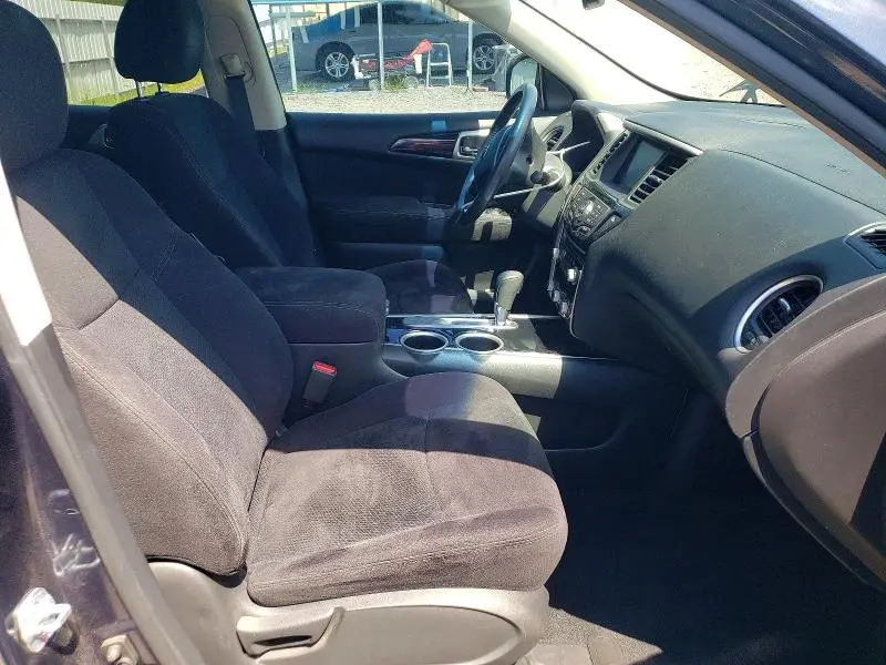 2016 NISSAN PATHFINDER SV  