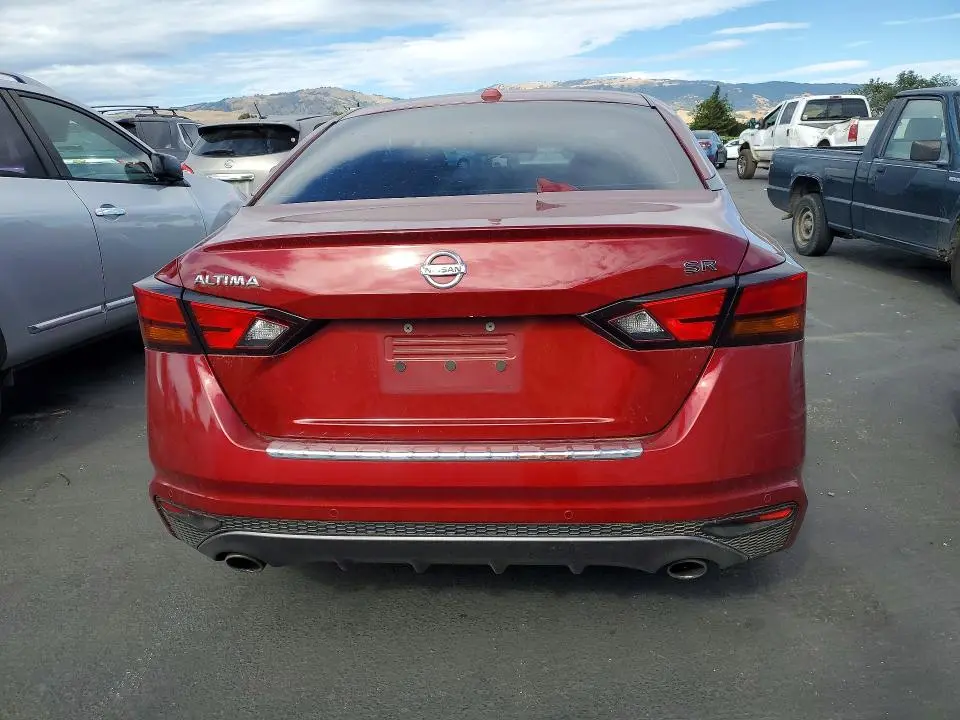 2020 NISSAN ALTIMA SR  