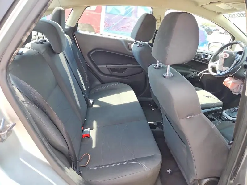 2015 FORD FIESTA SE  